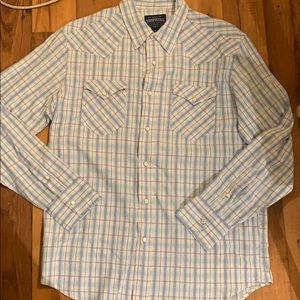 Aeropostale slim fit plaid button down